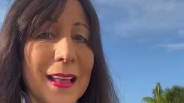 Green Juice and Peptides: Perfect Detox Breakfast