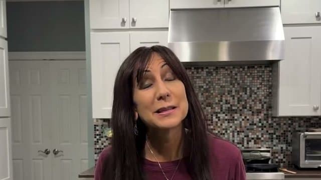 Day 16 of Detox: Collard Green Wraps Instead of Tortillas